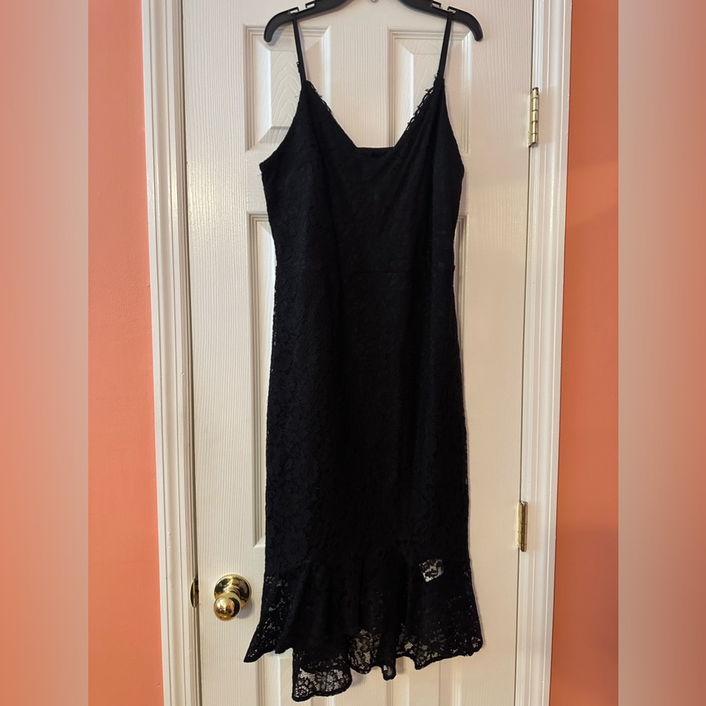 EXPRESS !!!LACE only worn once !!!! Great Condition!!!!